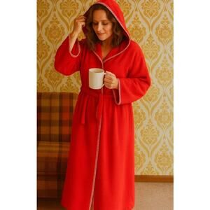 Vintage 70s Vassarette Red Fleece Hooded Robe Women’s Medium 52” Long USA Made